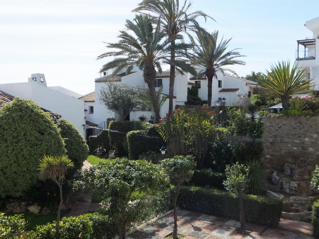 Apartamento Bahia Dorada Estepona Exterior photo
