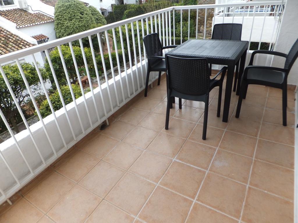 Apartamento Bahia Dorada Estepona Exterior photo